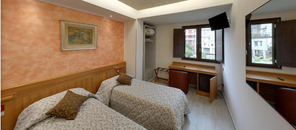 Hotel Caligiuri Decollatura Ngoại thất bức ảnh